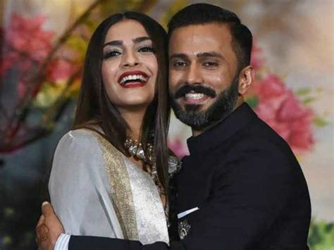 Sonam Kapoor Ahuja and Anand Ahuja to settle down here after marriage?