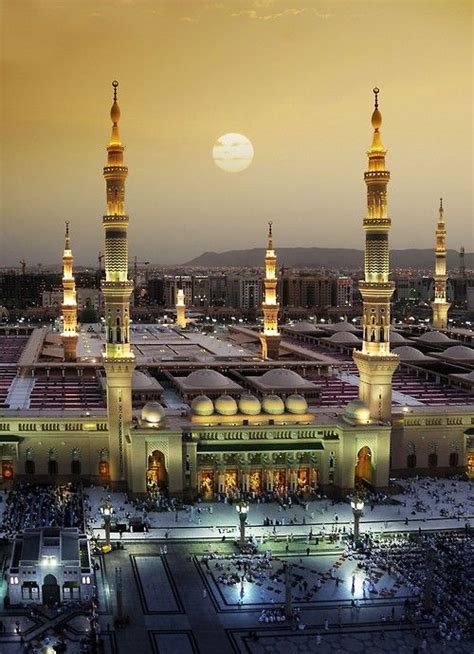 Medina | Mosque, Beautiful mosques, Beautiful mosque