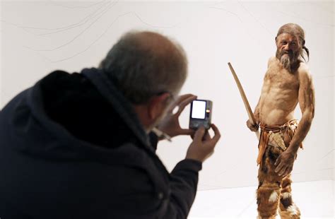 What Ötzi the prehistoric iceman can teach us about the use of tattoos ...