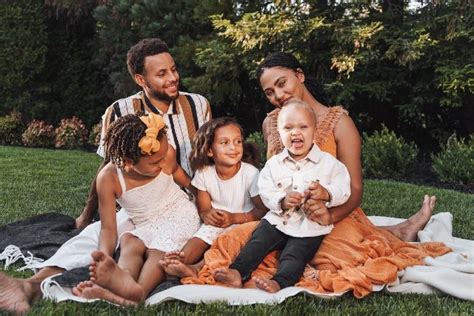 Steph Curry Daughter - Ayesha Curry Melts Hearts With Adorable Birthday ...