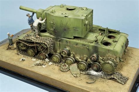 KV-2 1/35 Scale Model Diorama