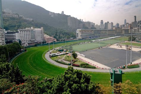 Happy Valley Racecourse Hong Kong - Horseracing Track on Hong Kong ...