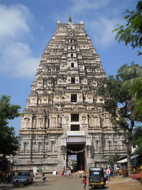 ملف:Virupaksha Temple,Hampi.JPG - المعرفة