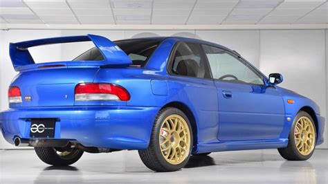 271-miles 1998 Subaru Impreza 22B STi Is the Stuff of JDM Dreams ...