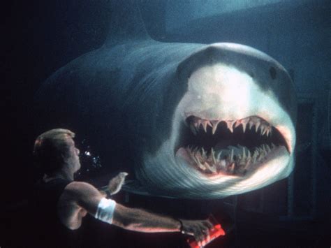 Forget Jaws. The Real Shark Movie to Beat Is Deep Blue Sea | WIRED