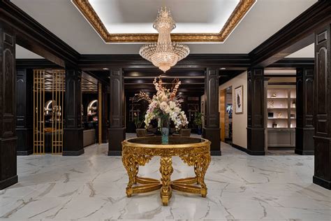 Luxury Hotels Oak Brook IL | The Drake Oak Brook, Autograph Collection