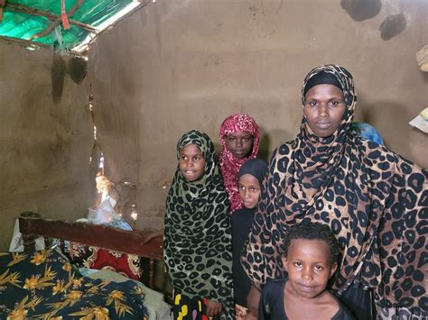 "Where else should we go?" Life in Kenya's Dadaab refugee camp - CARE