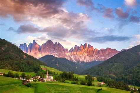 How to pack for the Dolomites in summer: Printable Dolomites Packing ...