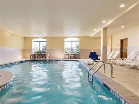 Country Inn & Suites by Radisson, Galveston Beach, TX | Visit Galveston