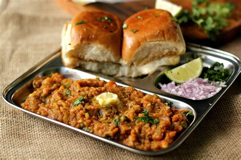 Pav Bhaji ~ Mumbai Street Food - Ruchik Randhap