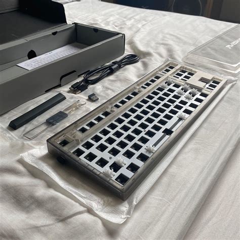 MK870 Custom Keyboard TKL Wireless INSTOCK, Computers & Tech, Parts ...