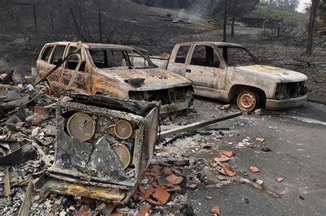 Gov. Brown asks Trump for $7.4 billion for wildfire rebuilding