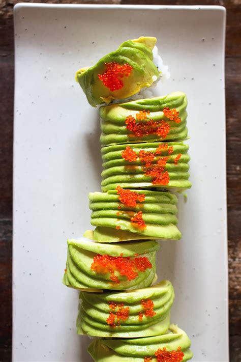 Dragon Roll Sushi Recipe [+VIDEO] 🐉 MasalaHerb.com