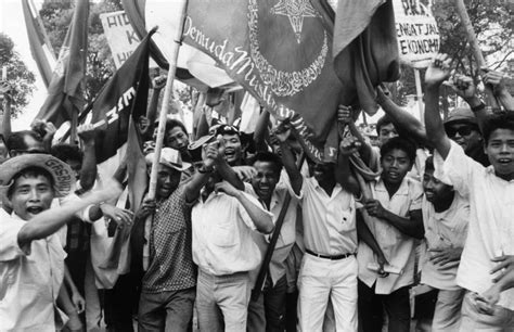 Peristiwa G30S 1965, Penumpasan PKI, Dan Hari-Hari Sesudahnya | Konfrontasi