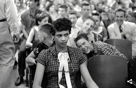 Dorthy Counts the first black women to attend a all white school. : r/pics