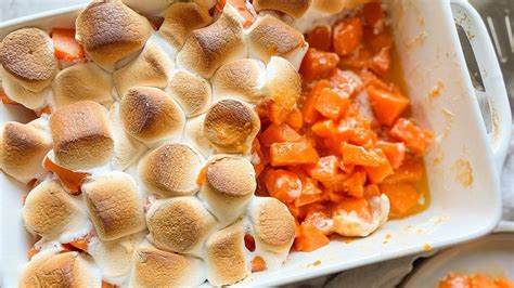 Sweet Candied Yams With Marshmallows Recipe