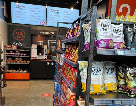 A cashier-less 24 hour convenience store just opened in Toronto | Dished