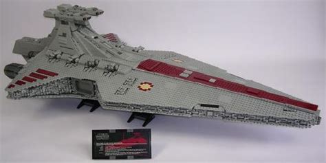 LEGO MOC-0694 UCS Venator Republic Attack Cruiser (Star Wars > Ultimate ...