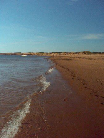 Cavendish Beach (Prince Edward Island): Address, Tickets & Tours ...