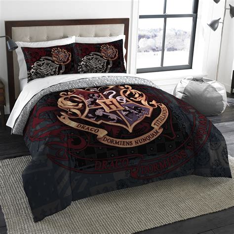 26 Pieces Of Bedding That Only Look Expensive | Harry potter bed sheets ...