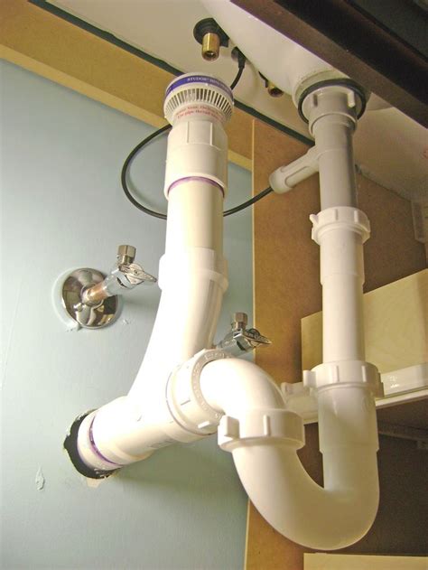 Bathroom Sink Drain Plumbing - Air Vent, P-Trap and Pop-Up Drain ...