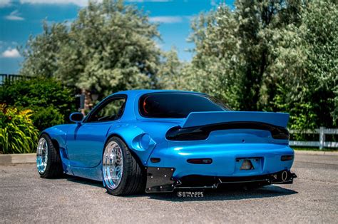 Mazda RX7 Rocket Bunny Strasse Wheels | Mazda rx7, Drift cars, Rc drift ...