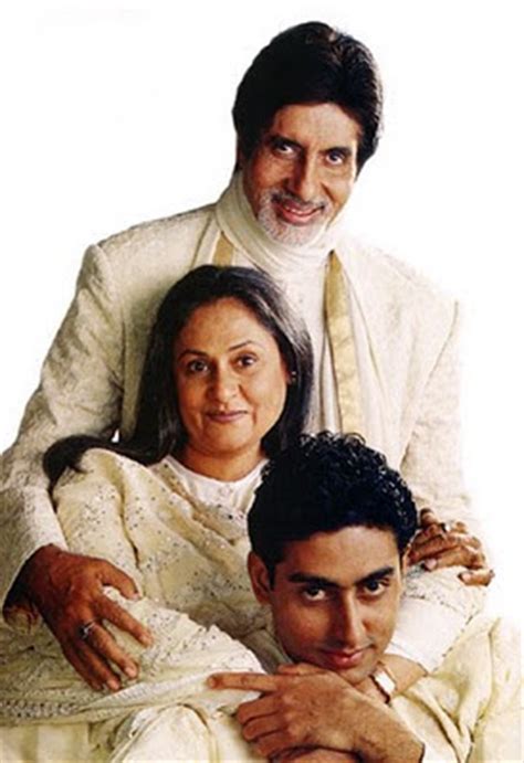 Amitabh Bachchan With His Wife & Family 2011 | All About Top Stars