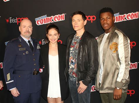 NYCC 2017: Pacific Rim Uprising Cast Interviews - blackfilm.com