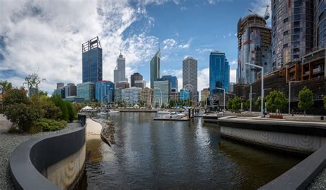 Downtown, Perth Ontario Canada Editorial Photo - Image of shop ...