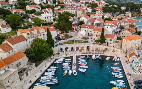 About Bol, on the island of Brac in Croatia • Bol island Brač Croatia