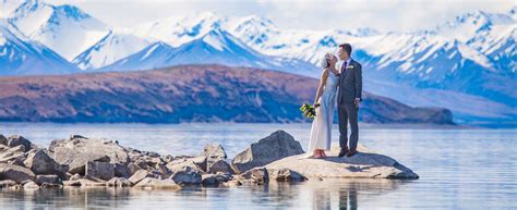 Lake Tekapo Church of the Good Shepherd Wedding | Elopement Weddings