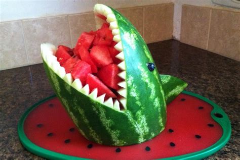 HOW TO CARVE: A WATERMELON SHARK - What About Watermelon?