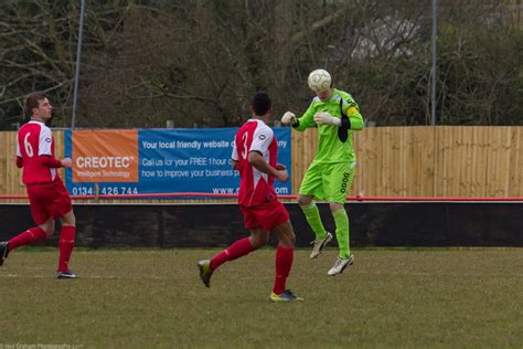 Bracknell Town FC vs Aston Clinton — NeilGrahamPhotography.com