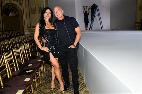 Lauren Sanchez Gives Vogue Details on Jeff Bezos Engagement | Celebrity ...