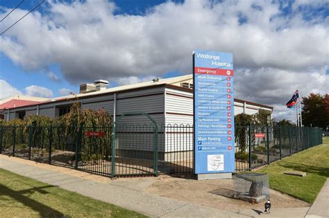 Albury Wodonga Health emergency department criticised about elderly man ...