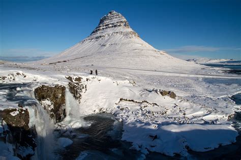 mount kirkjufell winter - lakitours.com