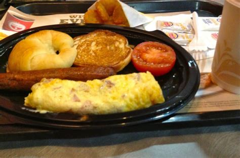 Burger King Breakfast Platter | What Is It, Review & How To Get - TheFoodXP