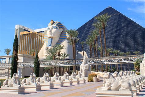 Luxor_Las_Vegas_Nevada_001_ - Phinemo.com