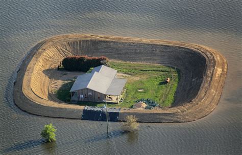 Dry flood proofing with a flood wall - Structural engineering general ...