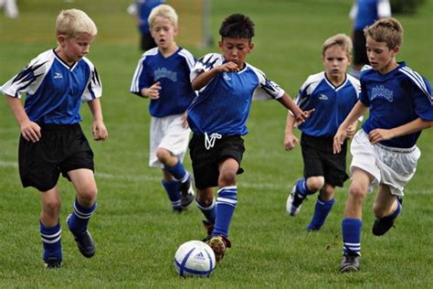 Post-Game Snacks for Young Athletes | Doctor Yum | Soccer boys, Kids ...