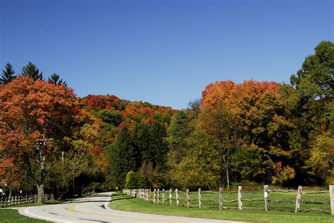 Fall Colors Near Ligonier | Rolling Rock Farms in Ligonier, … | Flickr