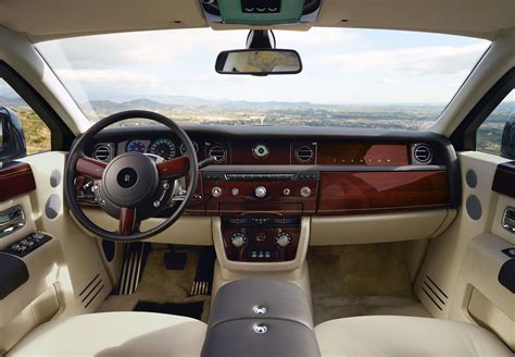 Rolls Royce Phantom Interior | Car Models