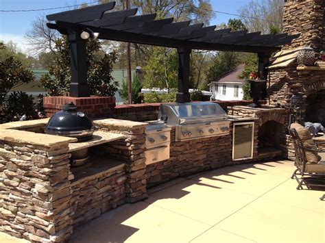 Built In Bbq Outdoor Kitchen