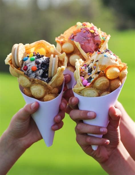 Bubble Waffle Ice Cream Cones! | Receta de waffles, Alimentos y bebidas ...