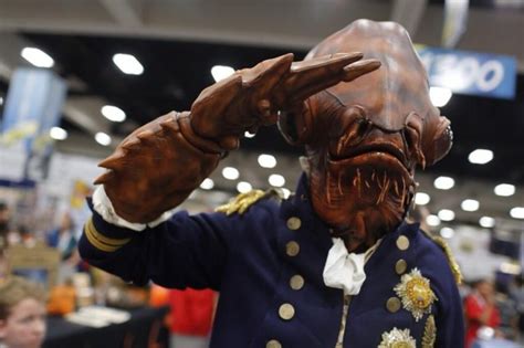 Adam Savage Admiral Ackbar Comic Con Cosplay | The Mary Sue