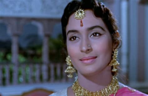 Nutan Death, Height, Weight, Husband & Bio - CelebrityHow