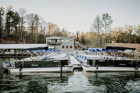 Boat Rentals | Lake James Boat Rentals