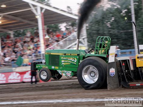 8 Action-Packed John Deere Tractor Pull Photos