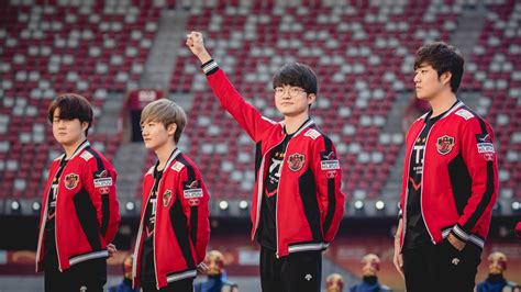 LoL Worlds: The 9 best League of Legends plays of all time | ONE Esports