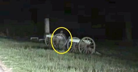 Ghost Spotted At Gettysburg Battle | Ghost videos, Gettysburg ghosts ...